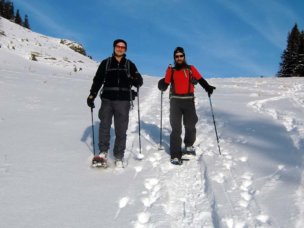 Genussvolles und Sportliches Schneeschuhwandern